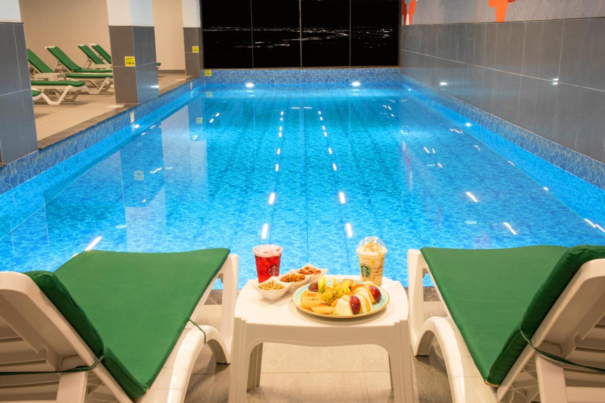 First Joy Hotel ทรับซอน ภายนอก รูปภาพ