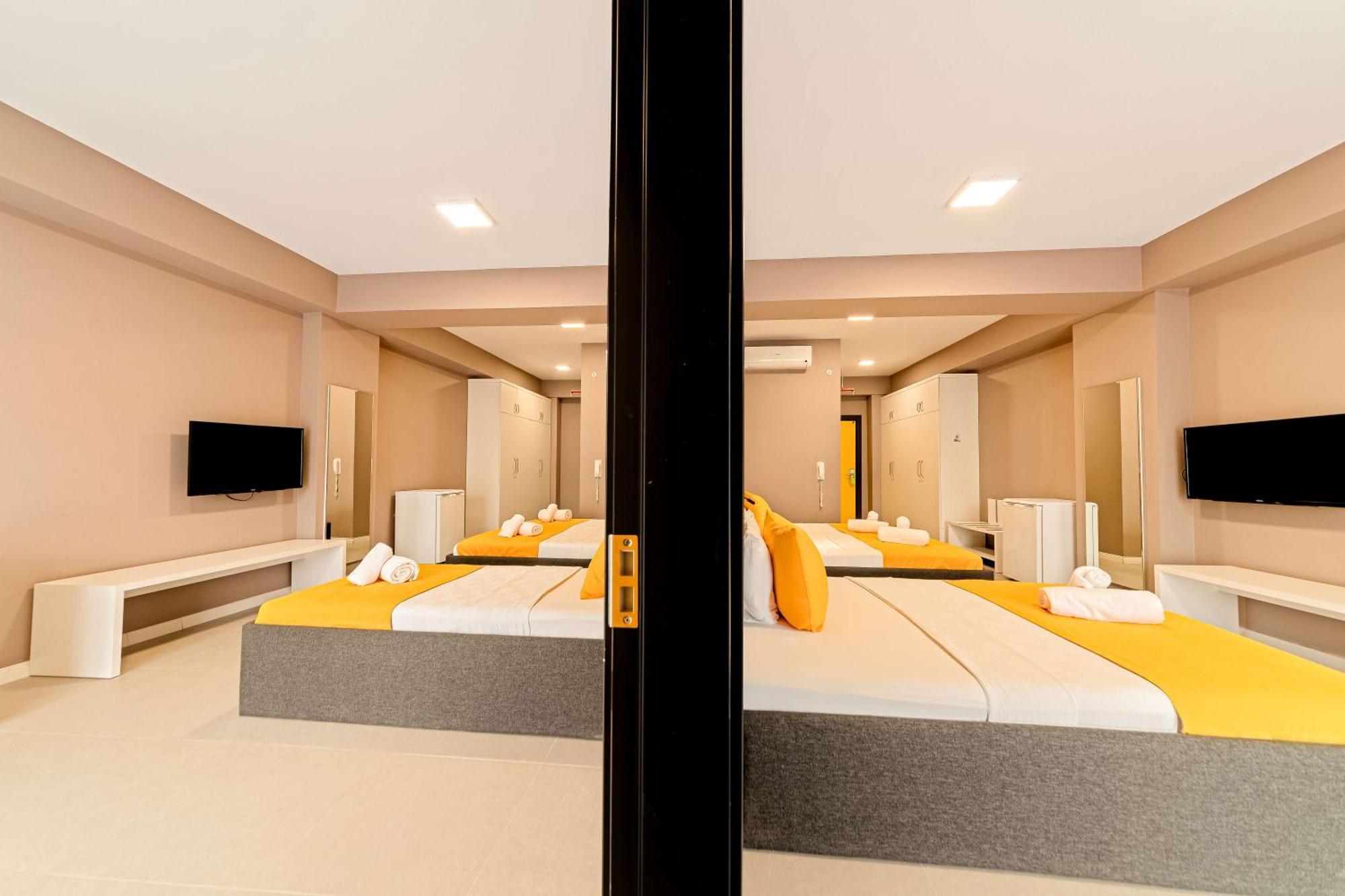 First Joy Hotel ทรับซอน ภายนอก รูปภาพ